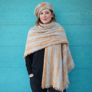 HEMMINGS IRISH MOHAIR WOOL HANDWOVEN SCARF WRAP AND BERET SET PASTEL EUC VINTAGE